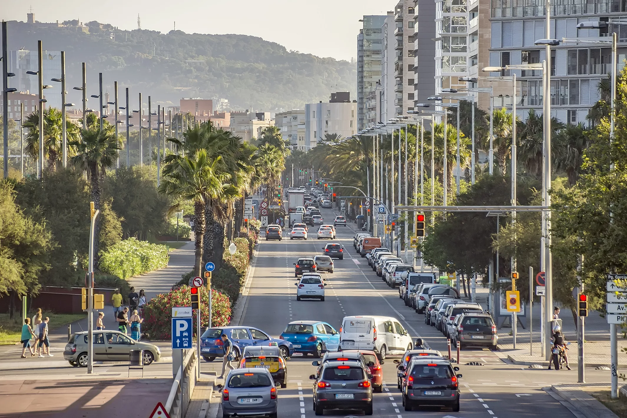 La Cambra alerta de l’impacte negatiu que té la vaga del taxi sobre l’economia i la ciutat